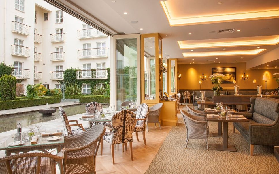 レストラン 写真