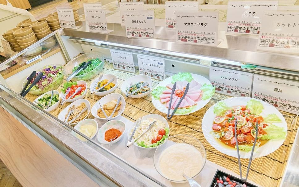 ビュッフェ 写真