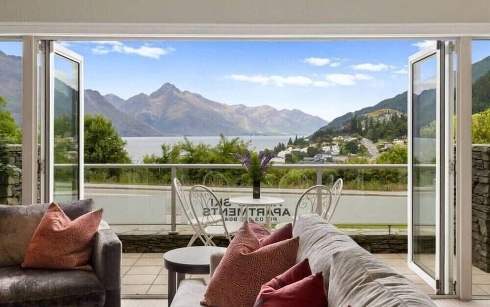 バルコニー 写真