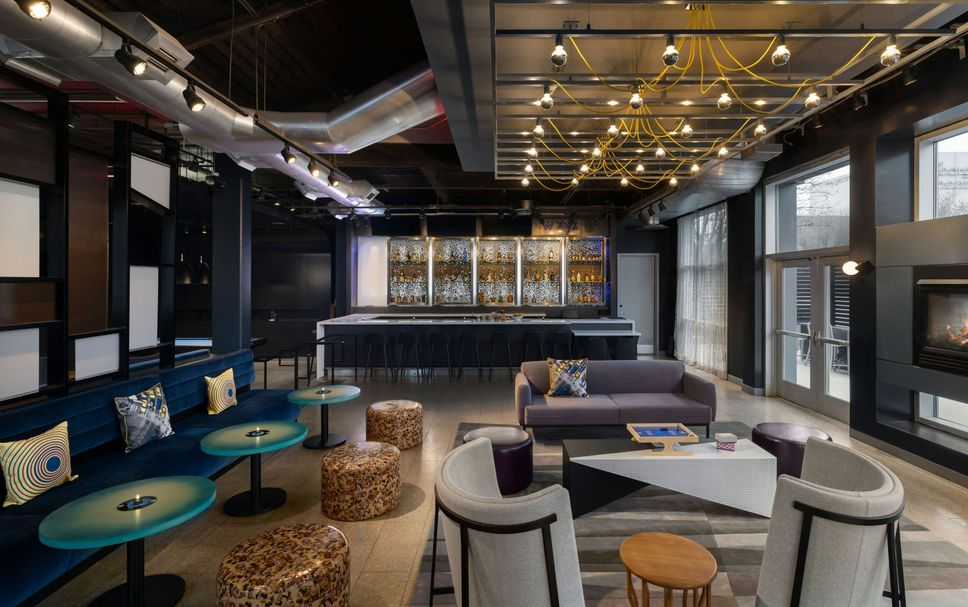 ラウンジ 写真