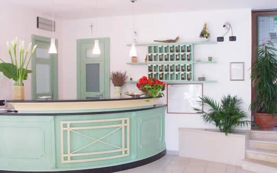 フロントデスク 写真