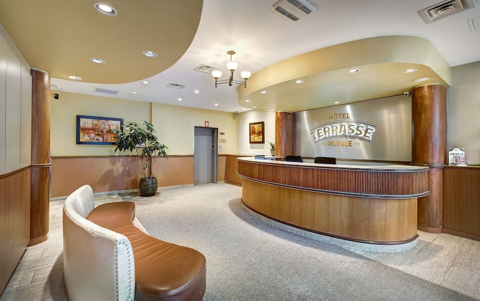 フロントデスク 写真