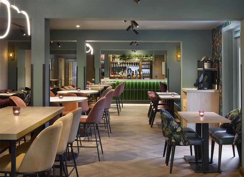 レストラン 写真