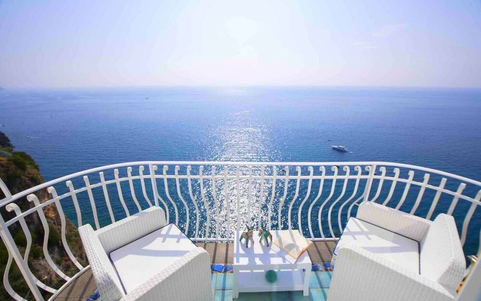 バルコニー 写真