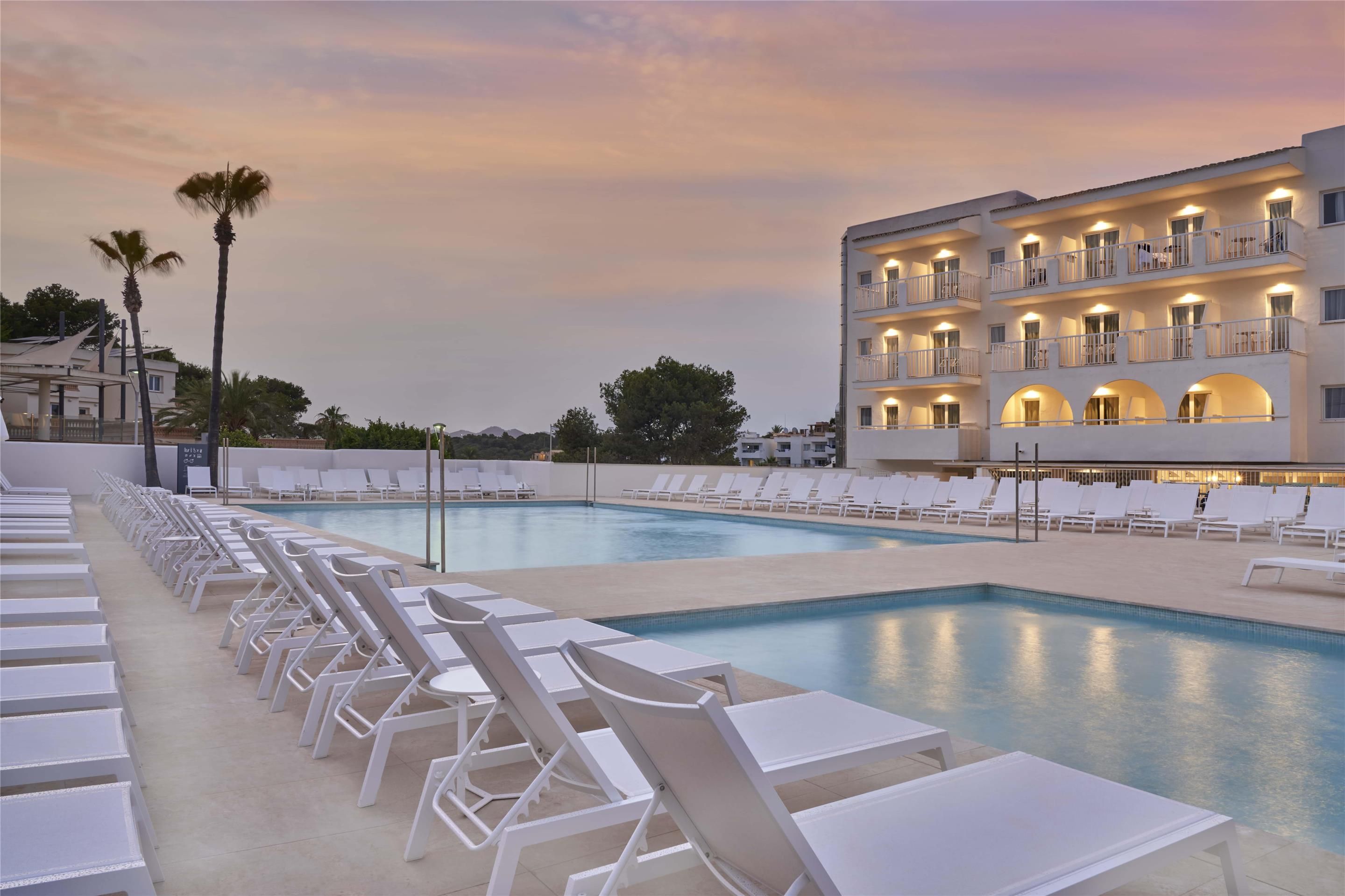 プール 写真