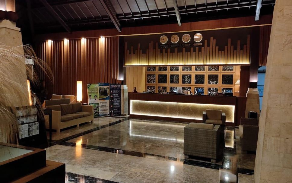 フロントデスク 写真