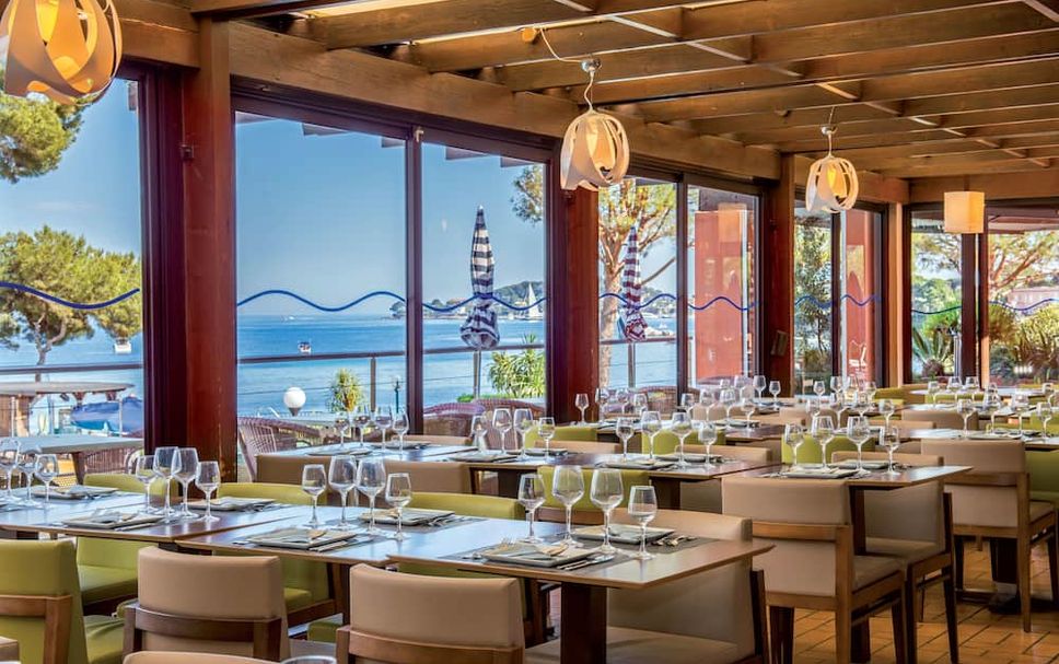 レストラン 写真