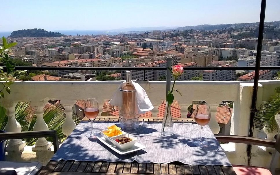 バルコニー 写真