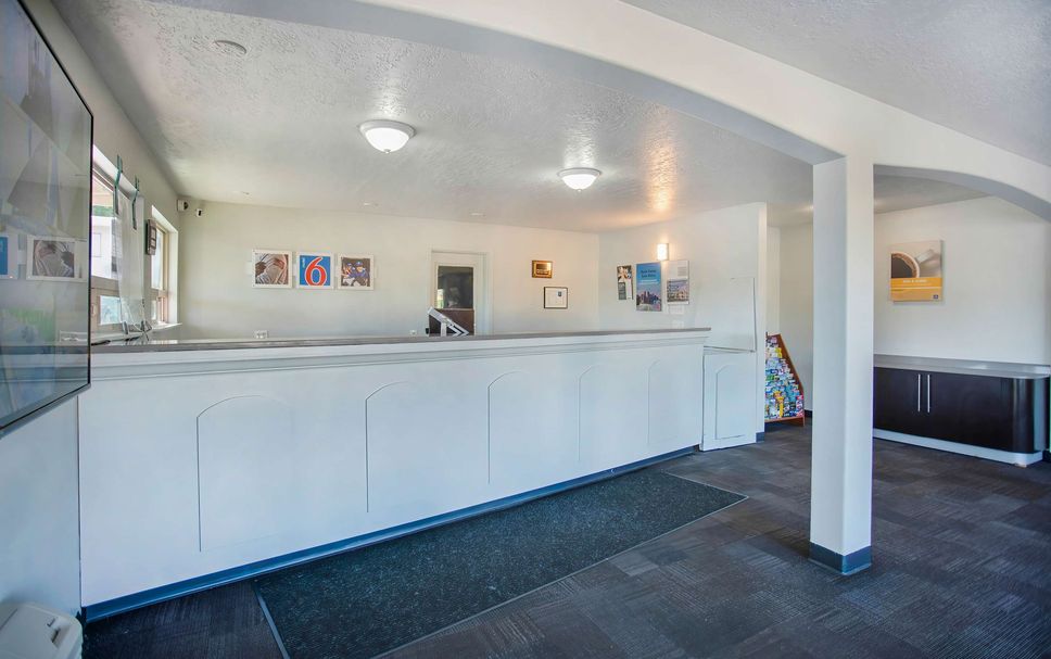 フロントデスク 写真