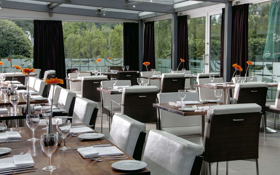 レストラン 写真