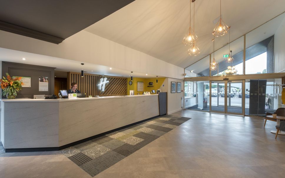 フロントデスク 写真