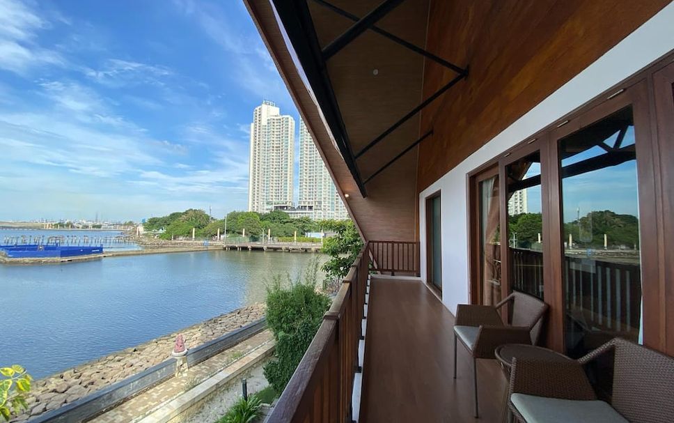 バルコニー 写真