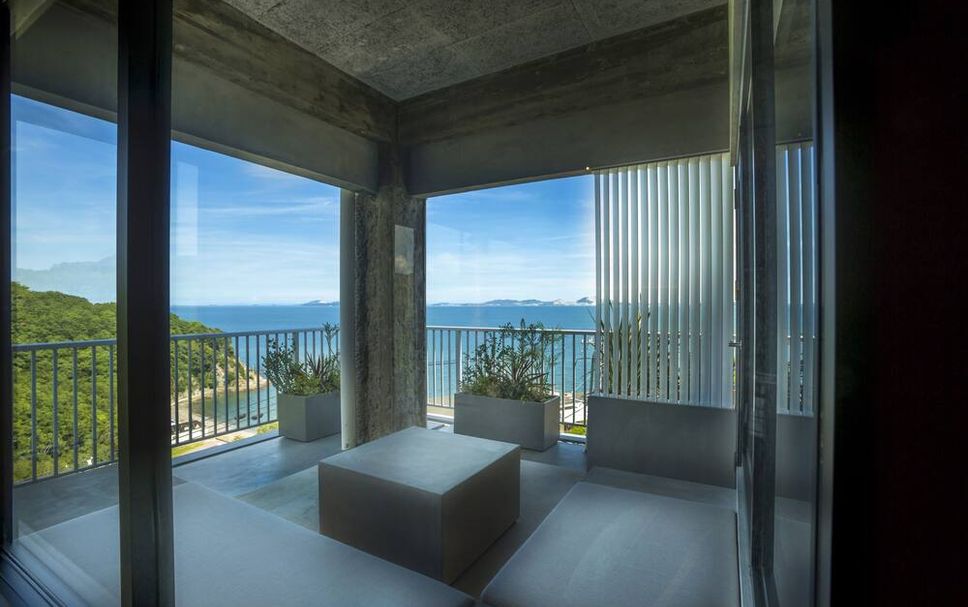 バルコニー 写真