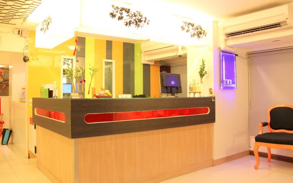 フロントデスク 写真