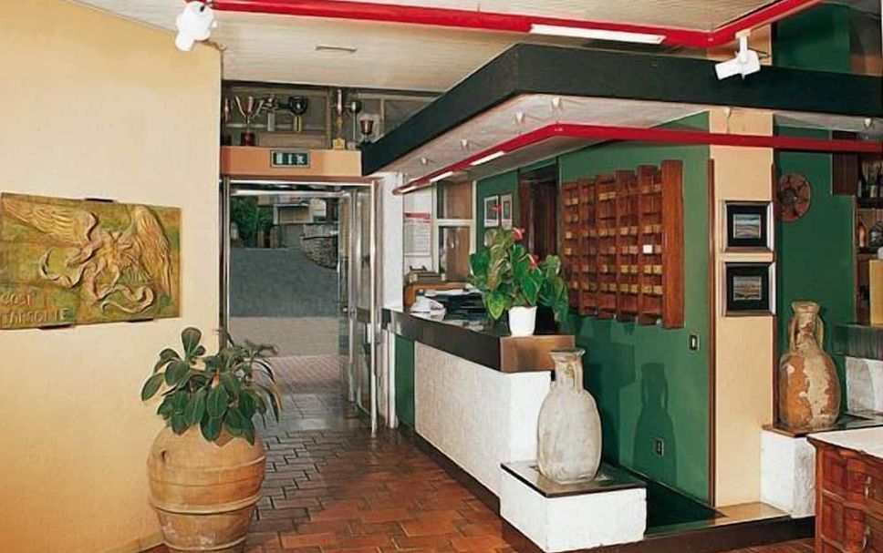 フロントデスク 写真