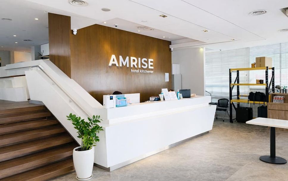 フロントデスク 写真