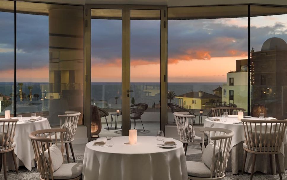 レストラン 写真