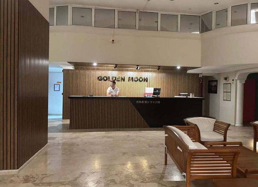 フロントデスク 写真