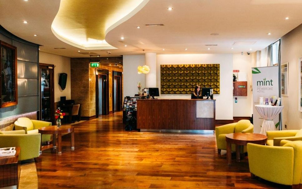 フロントデスク 写真