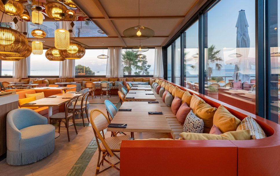 レストラン 写真