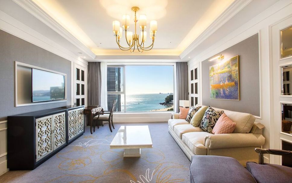 リビングルーム 写真