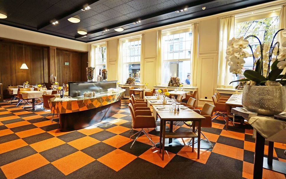 レストラン 写真