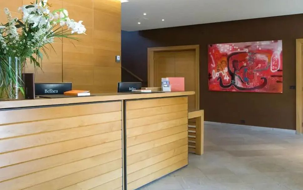 フロントデスク 写真