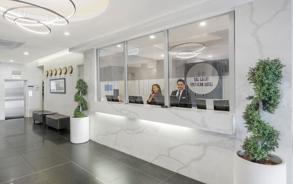 フロントデスク 写真