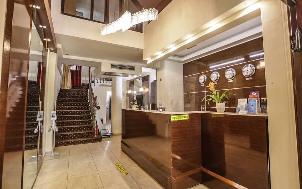 フロントデスク 写真