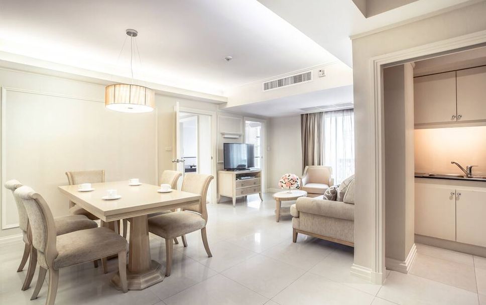 ダイニングルーム 写真