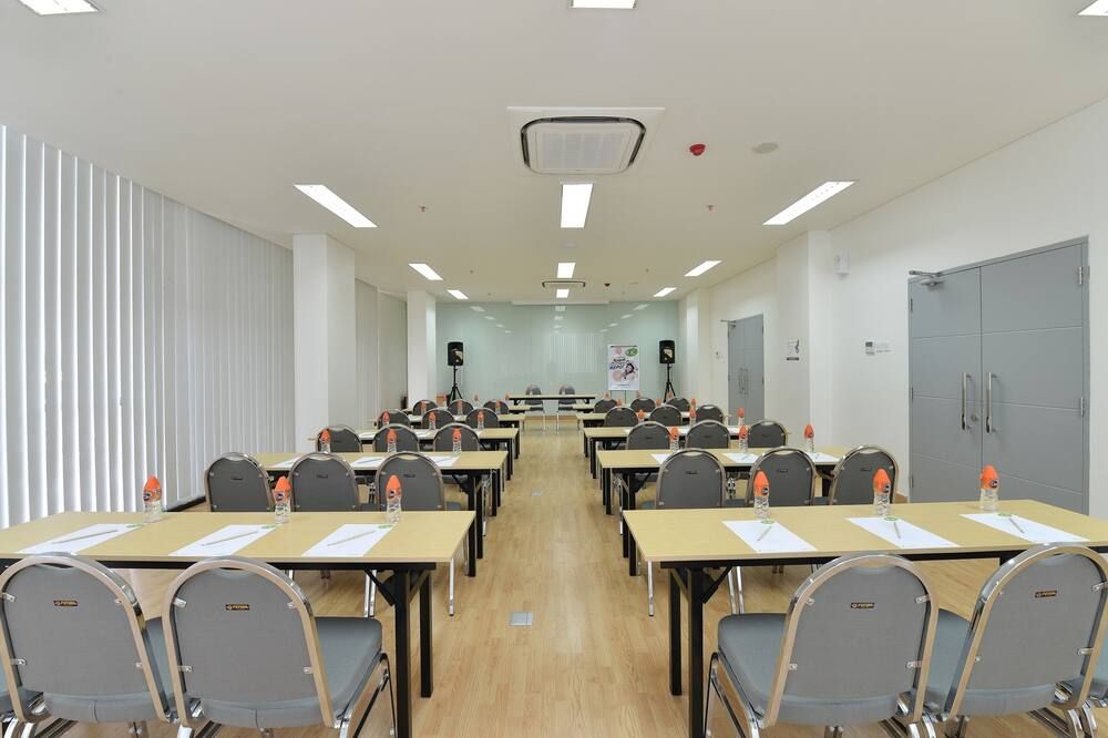 コンファレンスルーム 写真