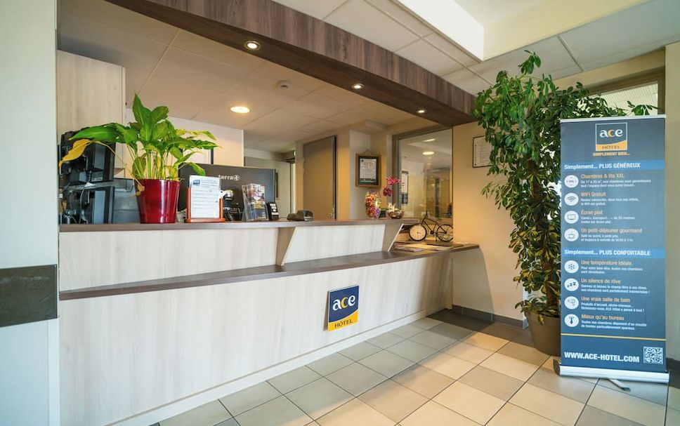 フロントデスク 写真