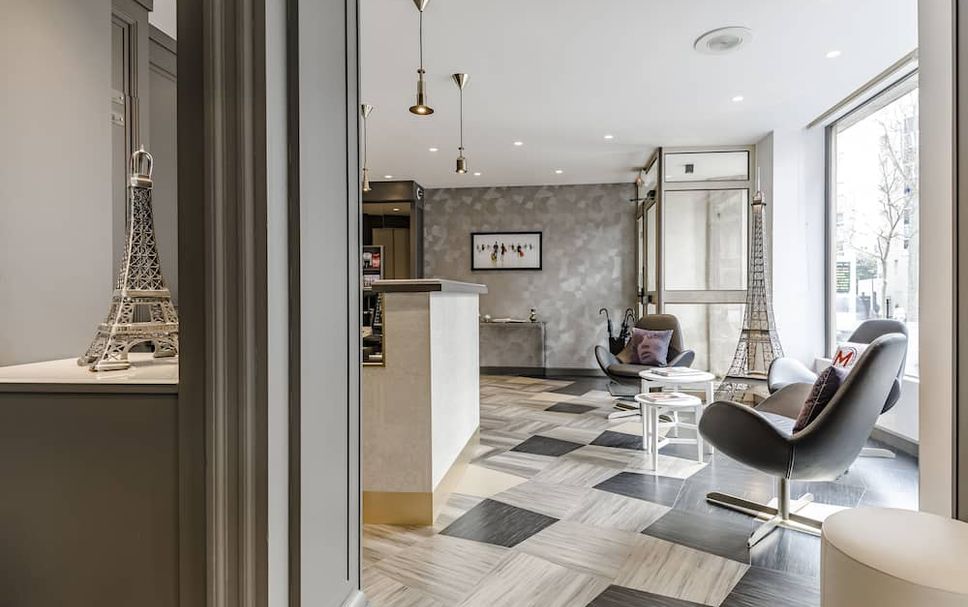 フロントデスク 写真