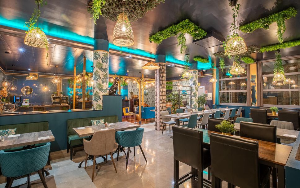 レストラン 写真