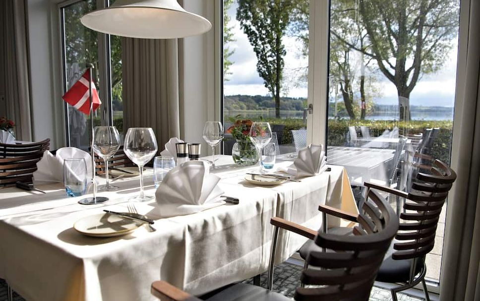 レストラン 写真