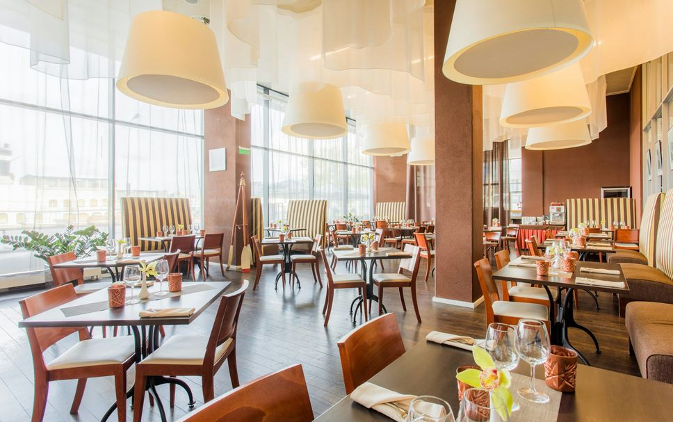 レストラン 写真