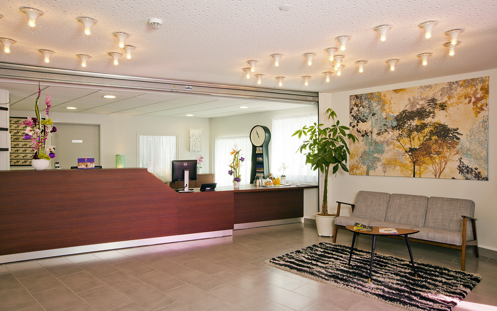 フロントデスク 写真