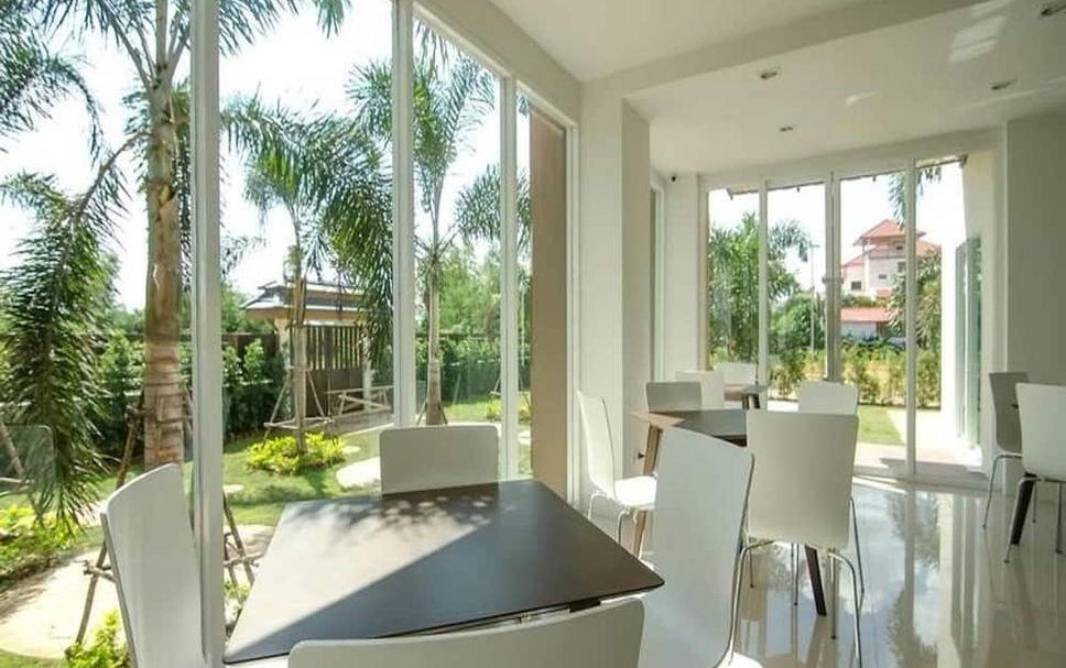 レストラン 写真