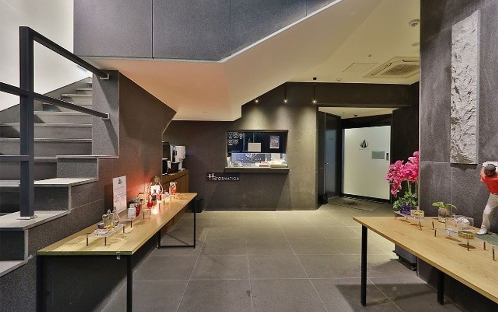 フロントデスク 写真