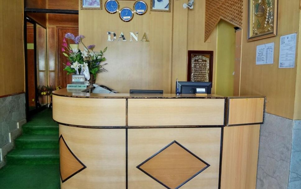 フロントデスク 写真