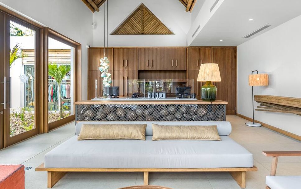 フロントデスク 写真