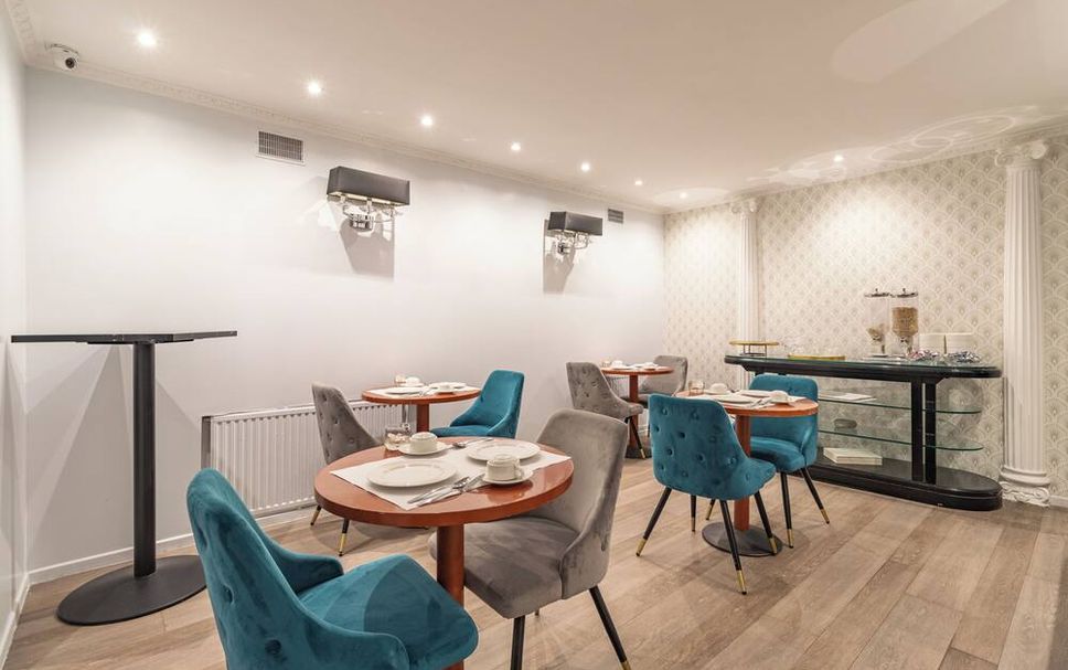 ビュッフェ 写真