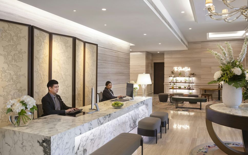 フロントデスク 写真