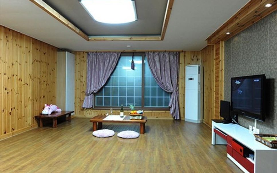 リビングルーム 写真