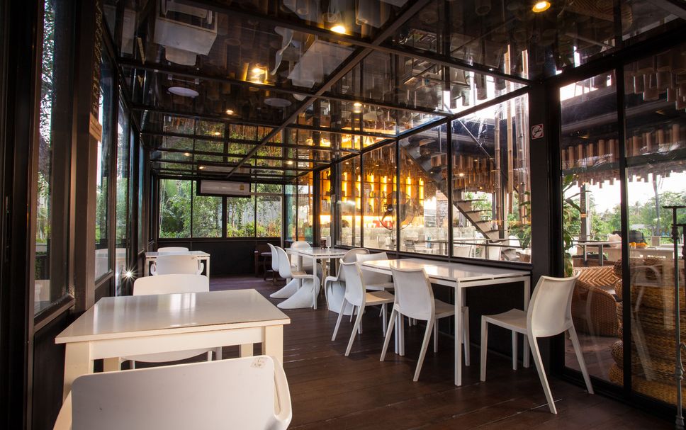 レストラン 写真