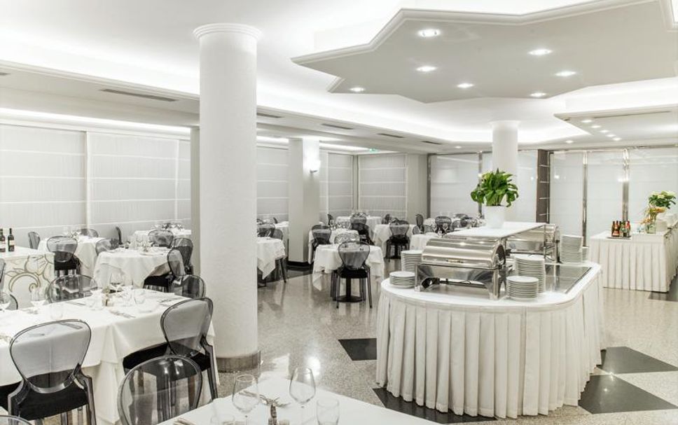 レストラン 写真