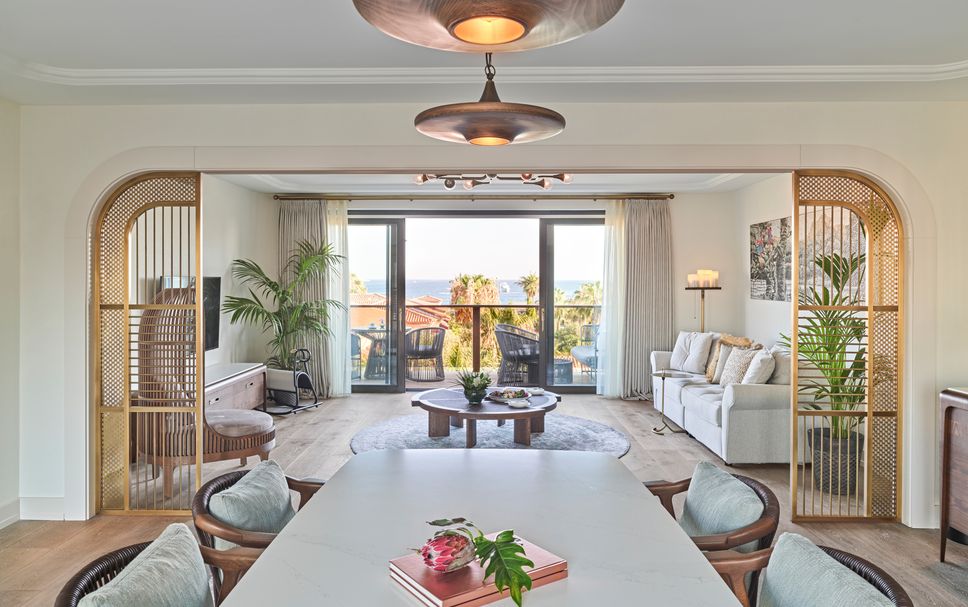 ダイニングルーム 写真