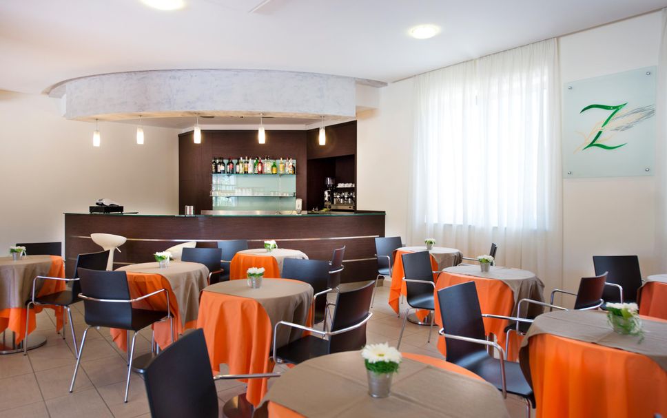 レストラン 写真