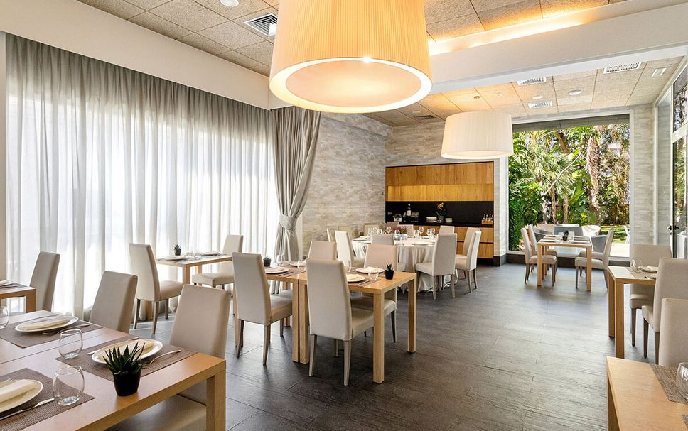 レストラン 写真