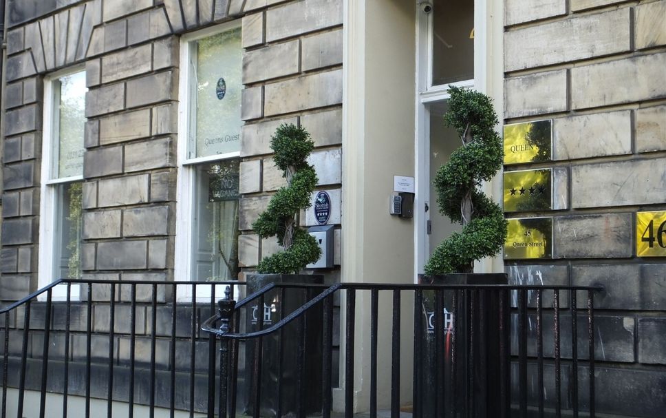 ホテルのエントランス 写真